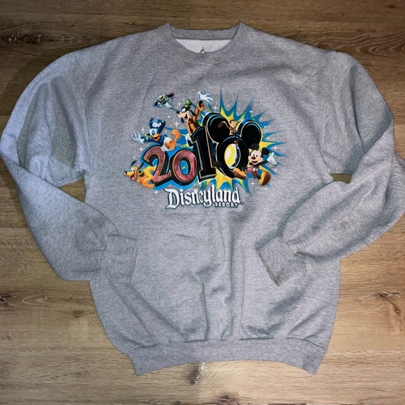 Disneyland Mickey Mouse 2010
Crewneck Sweatshirt Men’s Size Medium Vintage Y2K - Picture 3 of 10